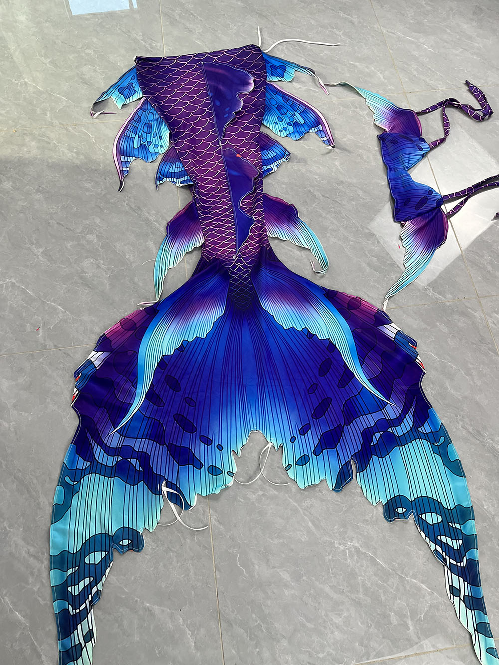 Colorful Dreamy Mermaid Tail A - Aquarium & Marine Museum Universiti Malaysia Sabah Kota Kinabalu Sabah ulasan dan harga