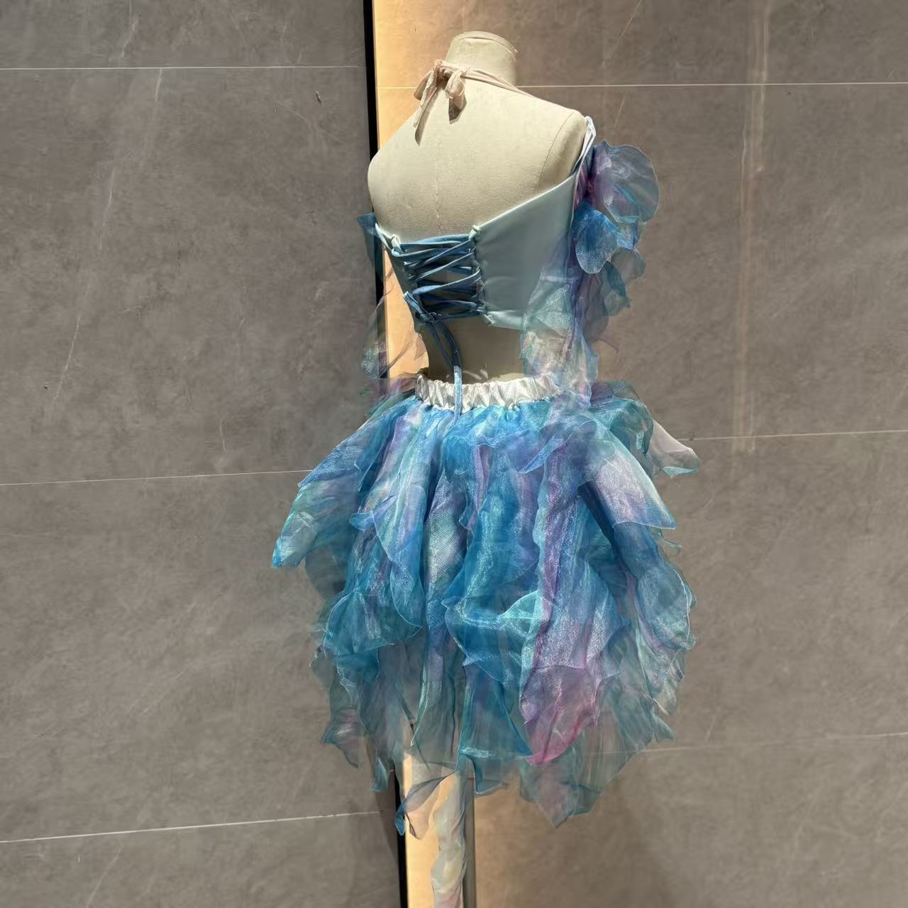 Mermaid Water Dance Skirt Prin - Aquarium & Marine Museum Universiti Malaysia Sabah Kota Kinabalu Sabah ulasan dan harga