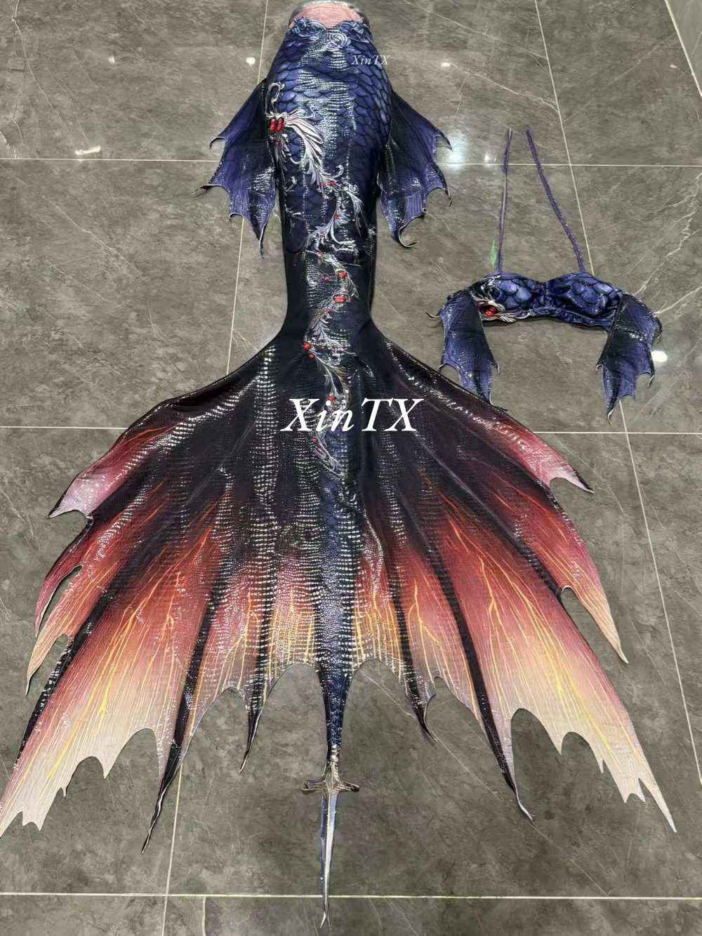 man woman mermaid tail hot sta - Aquarium & Marine Museum Universiti Malaysia Sabah Kota Kinabalu Sabah ulasan dan harga